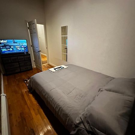 شقة Cozy Townhouse In Harlem نيو يورك المظهر الخارجي الصورة
